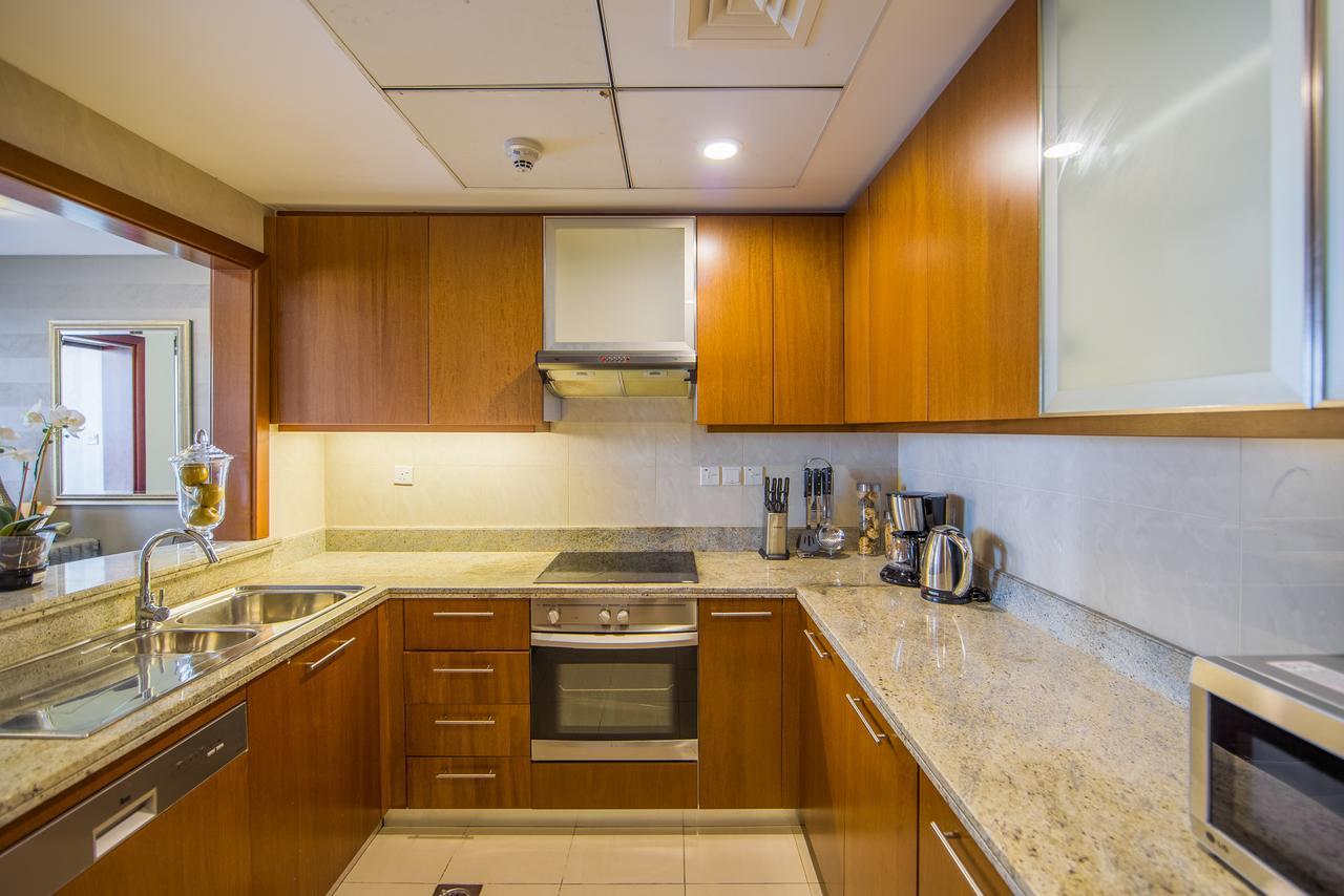 Bravoway Standpoint Tower B In Downtown * Dubai