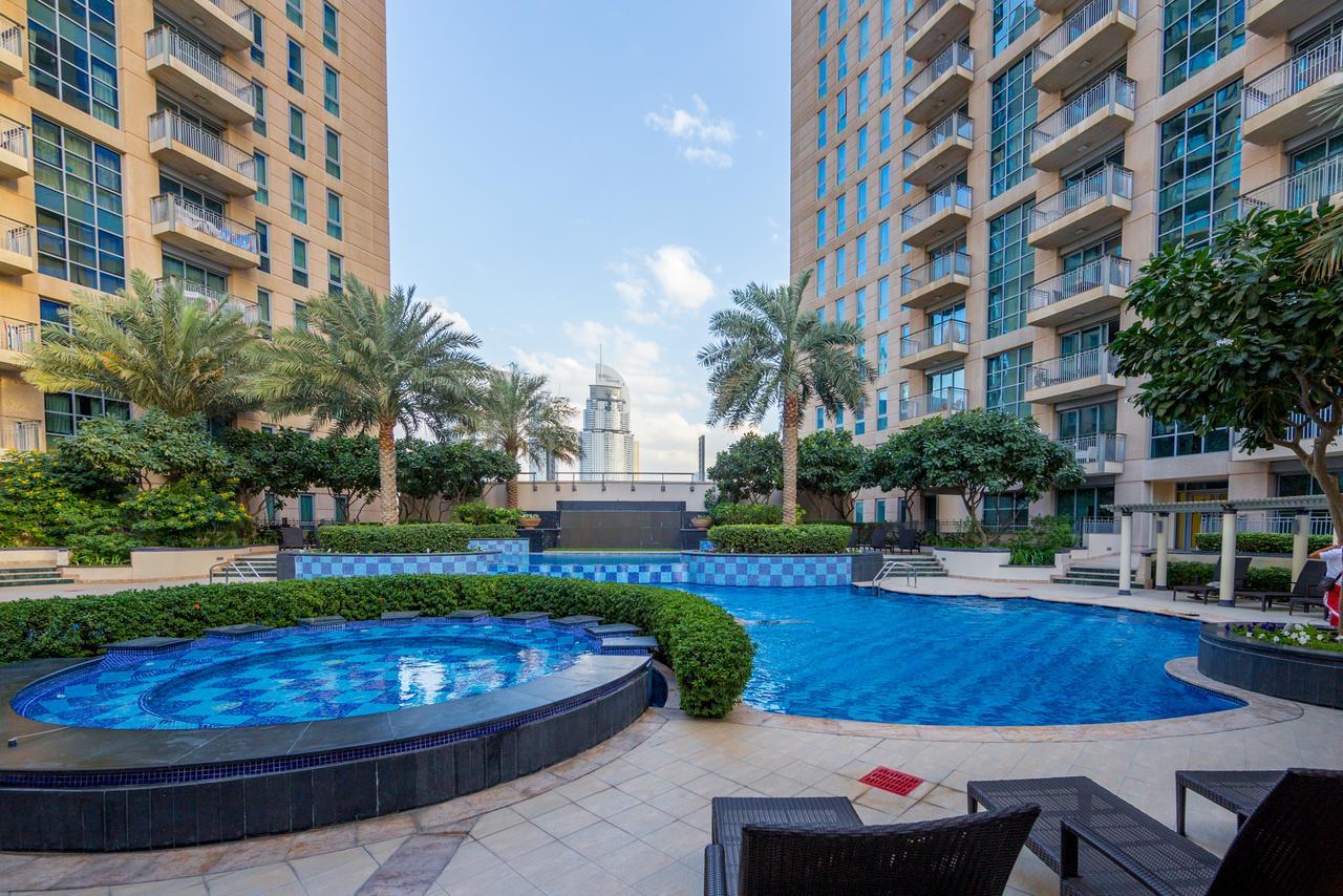 Bravoway Standpoint Tower B In Downtown * Dubai